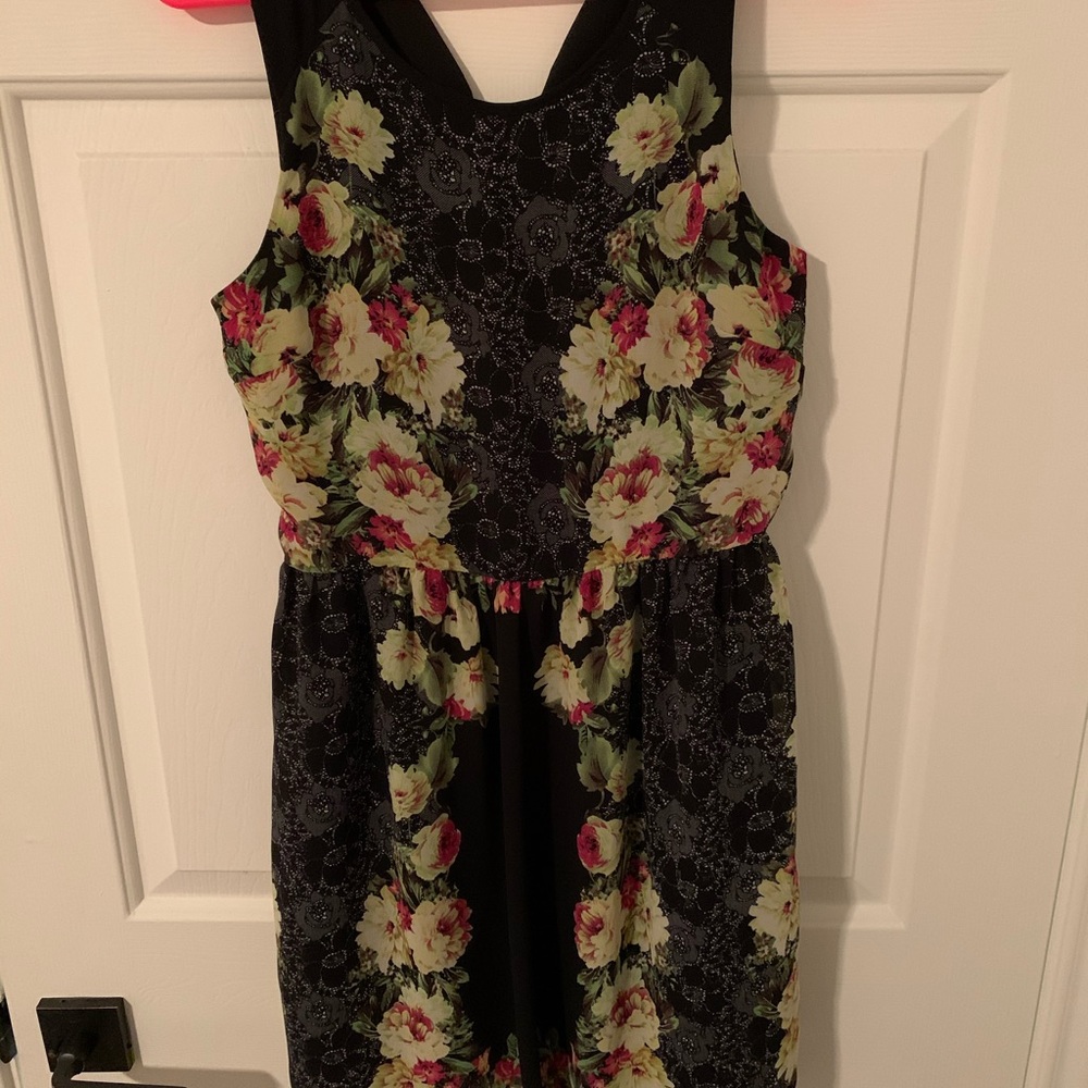 Gorgeous F21 Floral Black Dress